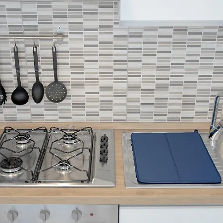 Dimora Di Mezzo Apartment